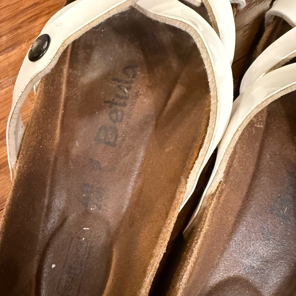 Vinja white vegan patent leather  Sandals - Picture 2 of 7